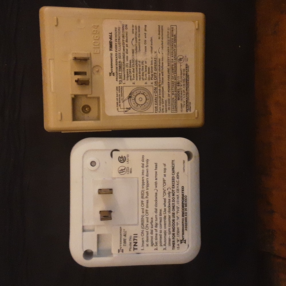 2 VINTAGE INTERMATIC TIMERS - Picture 2 of 2